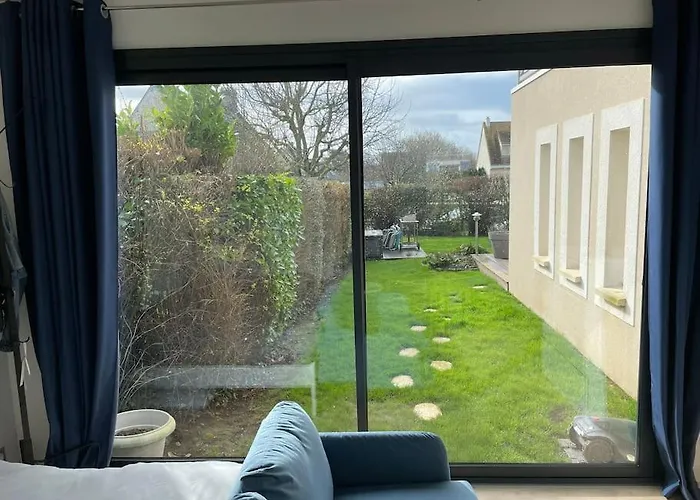 Situe Entre Caen & Bayeux Et La